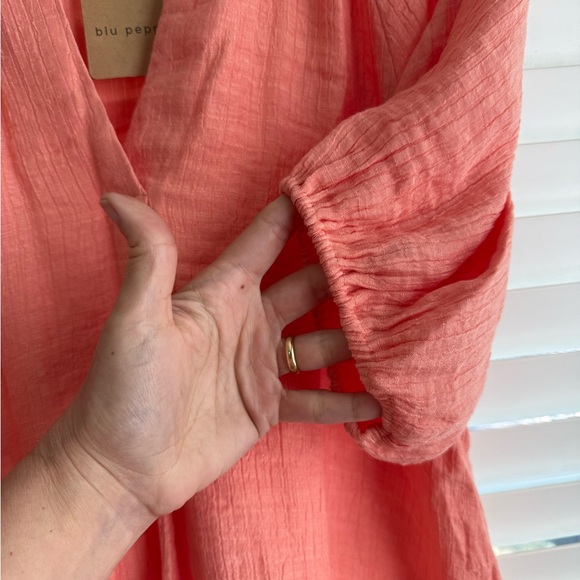 Blu Pepper from Versona NWT Large Gauze Peasant Top Melon Color - Picture 4 of 11
